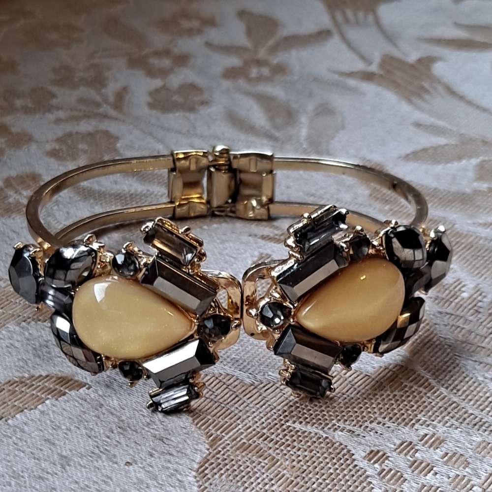 Pretty Bracelet